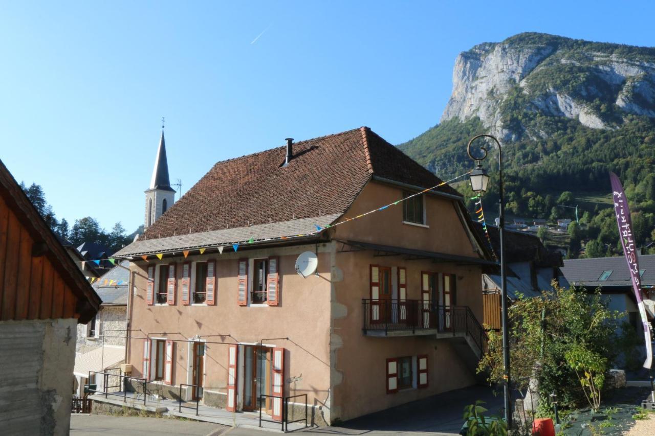 Saint-Pierre-d'Entremont Le Postillon - Duoアパートメント エクステリア 写真