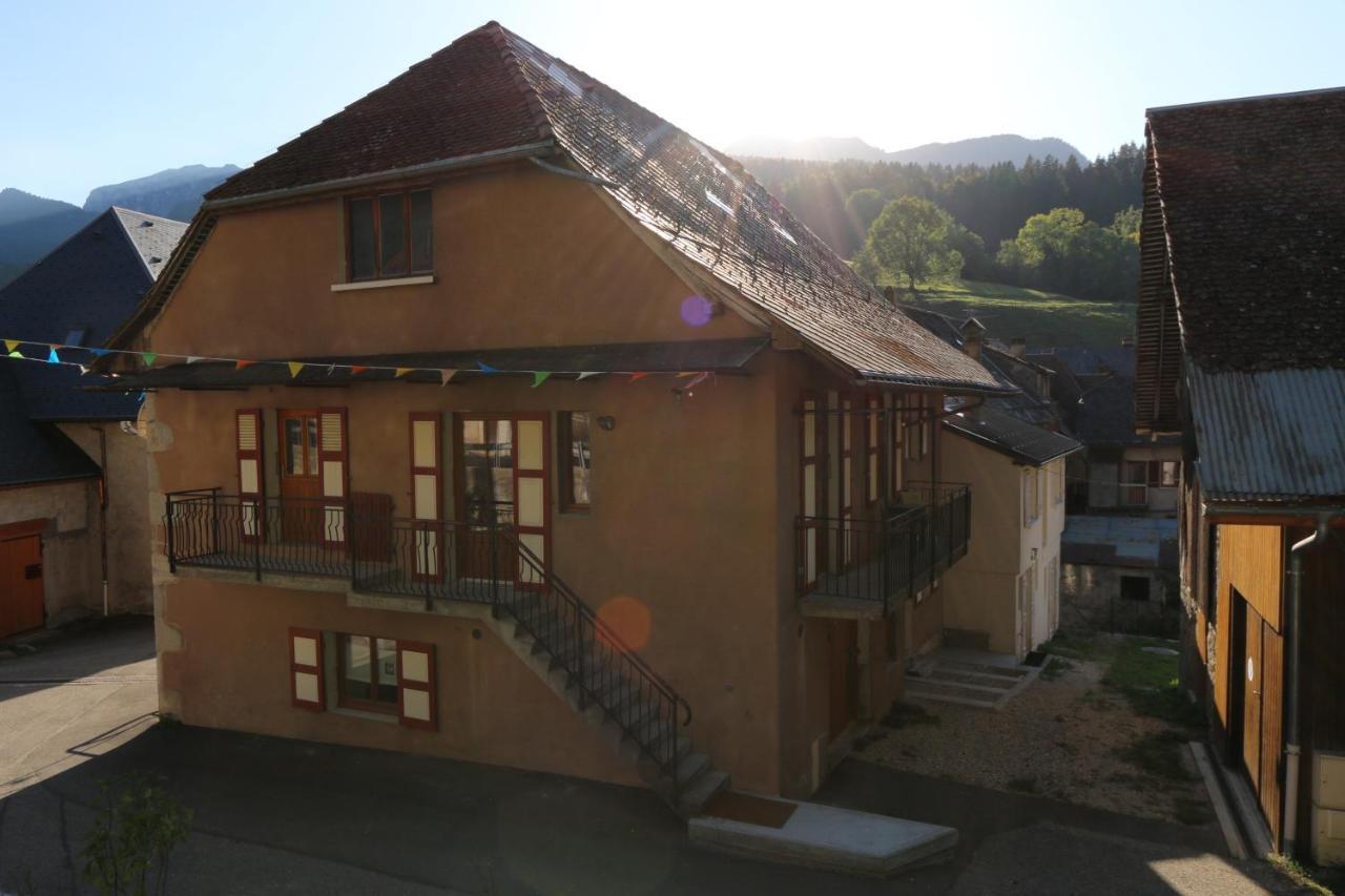 Saint-Pierre-d'Entremont Le Postillon - Duoアパートメント エクステリア 写真